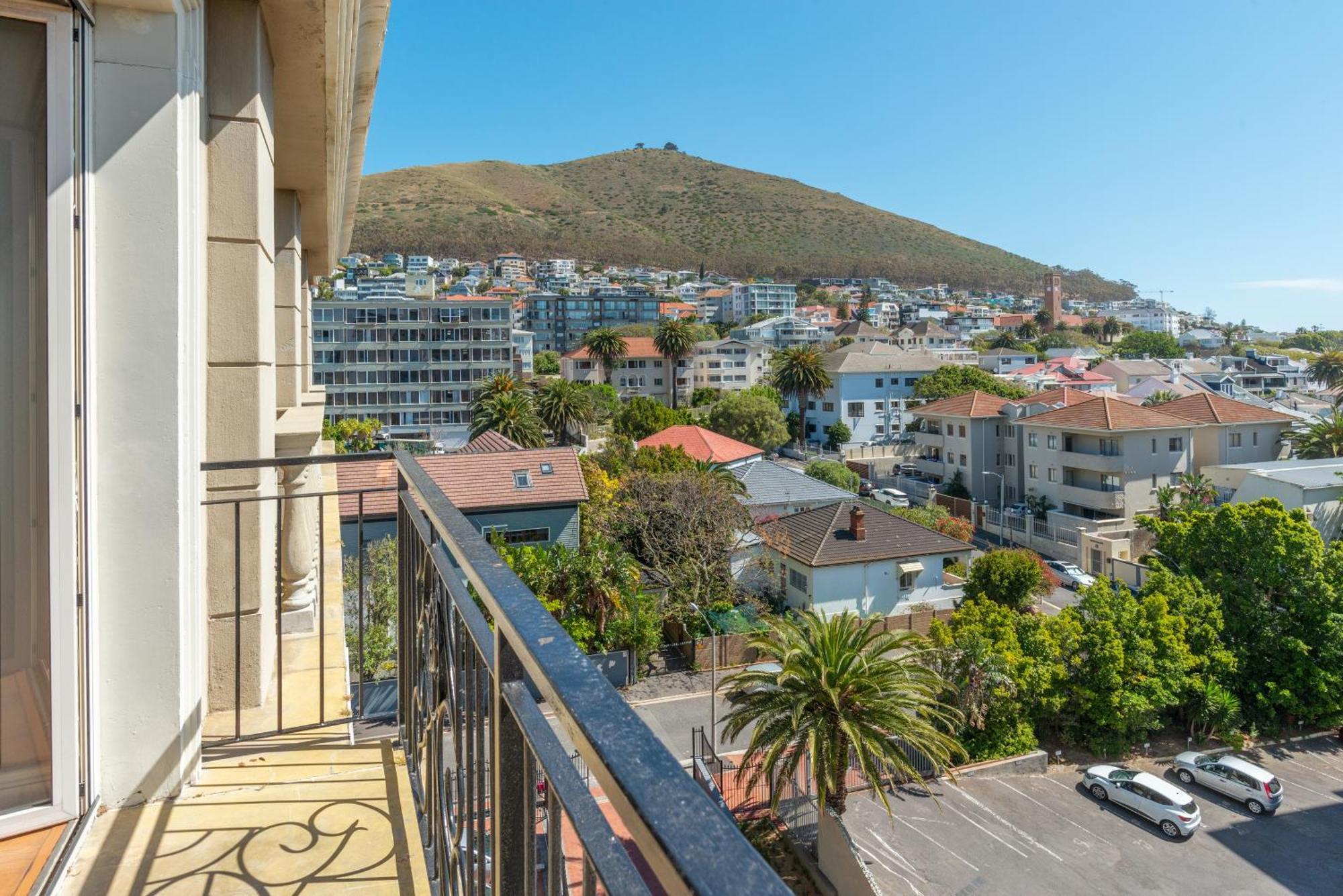 Cape Royale By Mcstay Cape Town Exterior photo